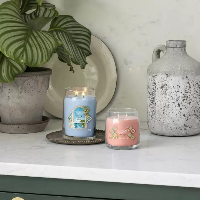 BOUGIE DEUX MECHES MOYENNE 'YANKEE CANDLE'