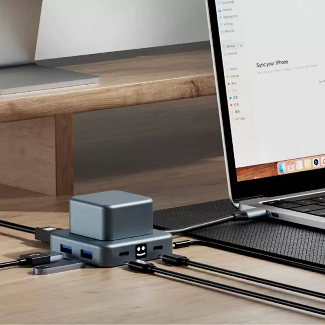 HUB PERSONNALISABLE 7 EN 1 EN ALU RECYCLE GRS 'CUBBI'