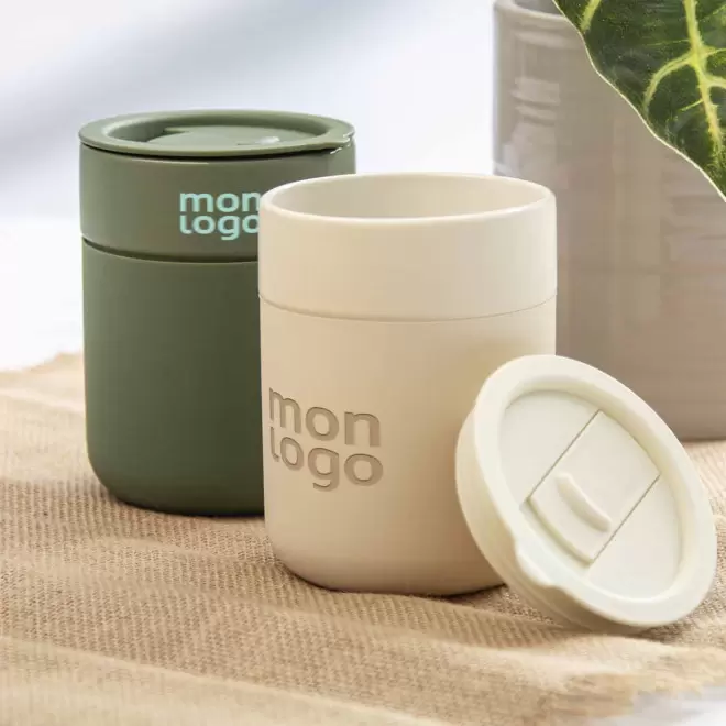 MUG PERSONNALISE EN CERAMIQUE ET SILICONE 'CERAMU' 