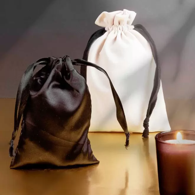 POCHON EN SATIN PERSONNALISABLE 'SATINOS'