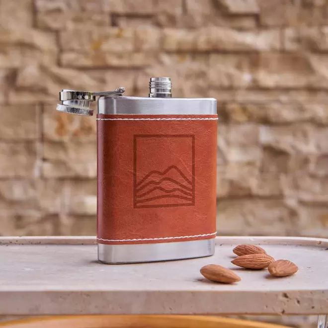 FLASQUE EN ACIER ET PU 100ML PERSONNALISABLE 'GUDY'