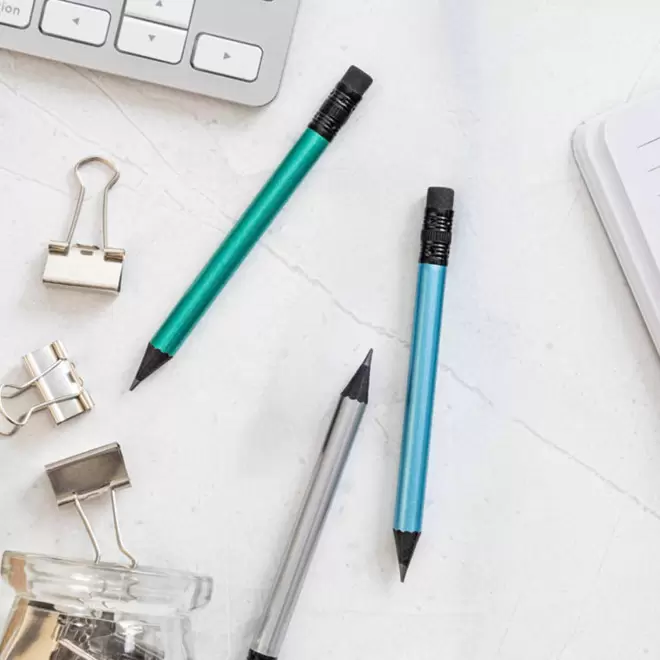 MINI CRAYON BOIS NOIR PERSONNALISE 'MINI ETHAN SHINE'