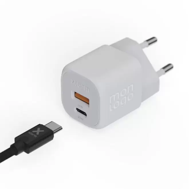 RAPIDE 4J   PRISE SECTEUR PERSONNALISABLE XTORM® 20W 'XEC' 