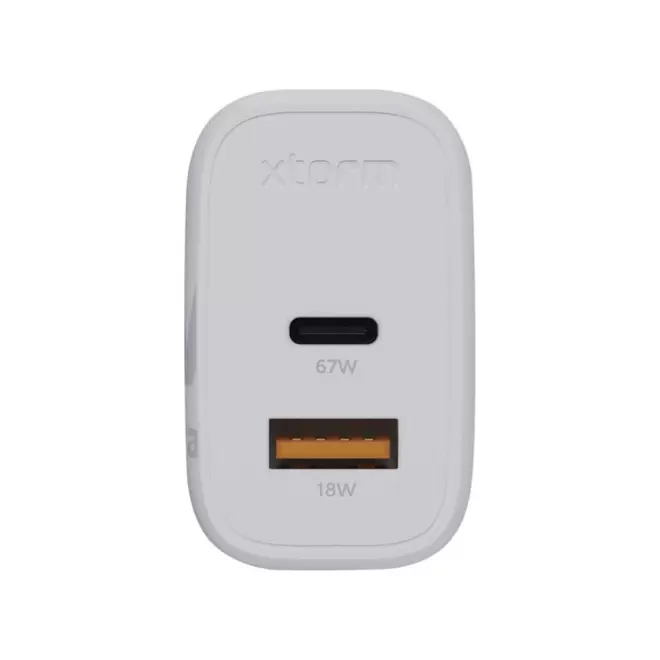 RAPIDE 4J   PRISE SECTEUR PERSONNALISABLE XTORM® 67 W 'XEC' 