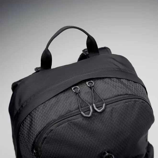 SAC A DOS RANDONNEE EN NYLON PERSONNALISABLE 'RAGLA'