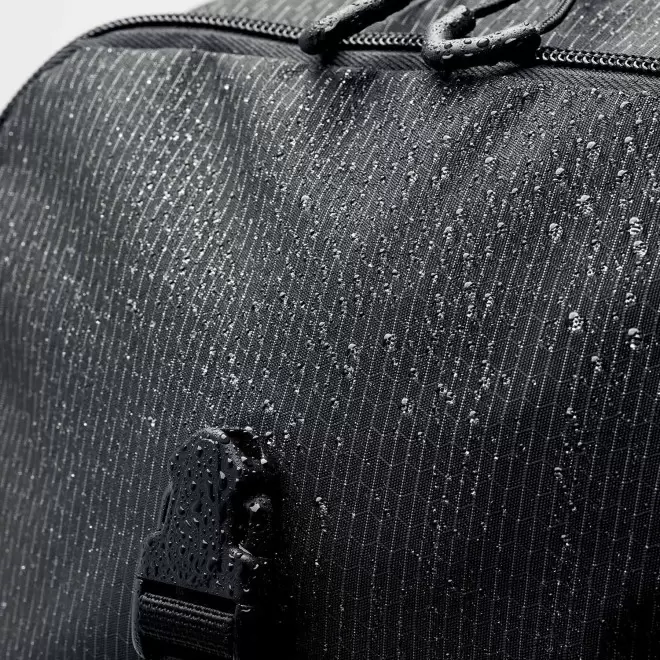 SAC A DOS RANDONNEE EN NYLON PERSONNALISABLE 'RAGLA'