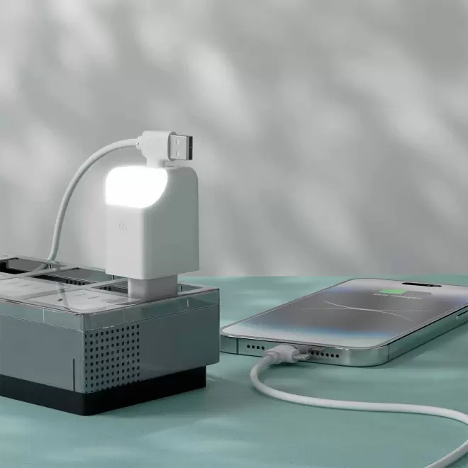 EXP.72H   PRISE CHARGEUR SECTEUR 65W PERSONNALISABLE 'ICE G' 