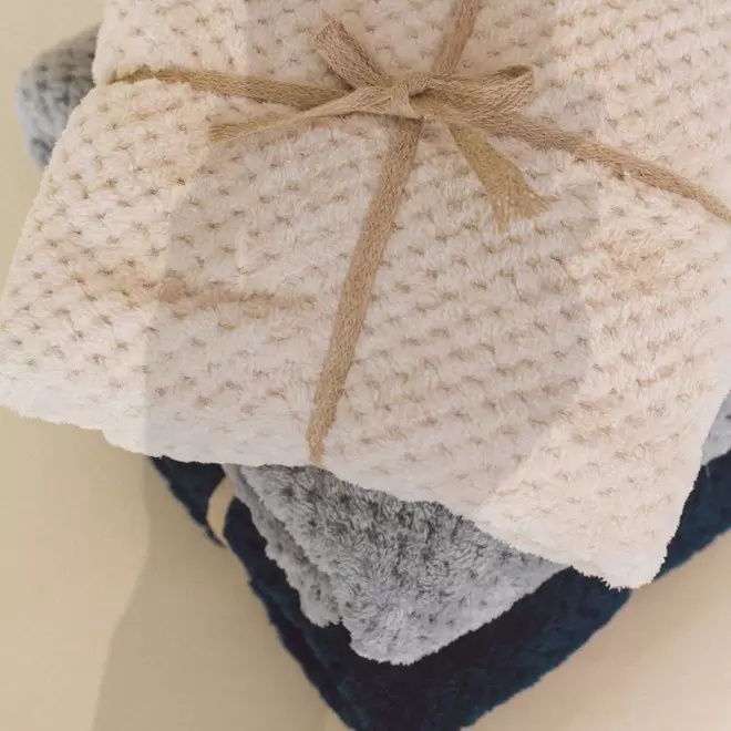 PLAID PERSONNALISABLE 'MANASLU' 240GR/M²