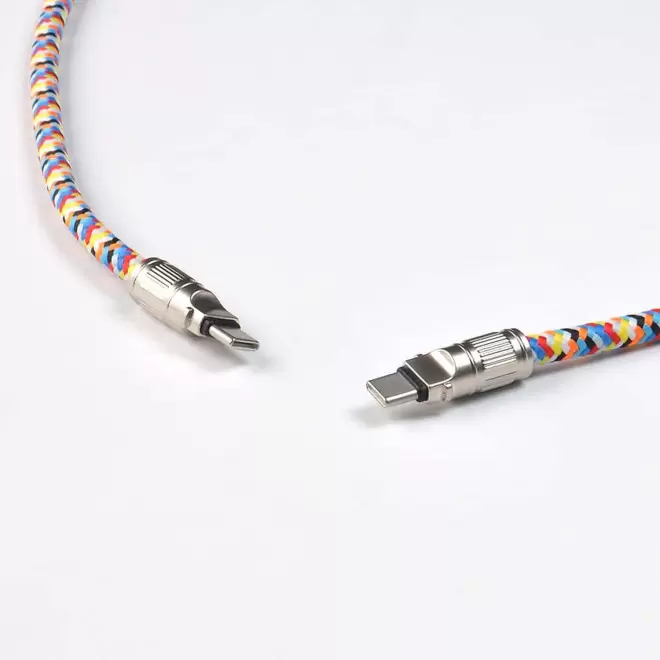 TOUR DE COU ET CABLE TELEPHONE PERSONNALISABLE 'EXCLOU'