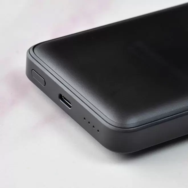 POWERBANK MAGSAFE 10000MAH PERSONNALISABLE 'CENVIN'