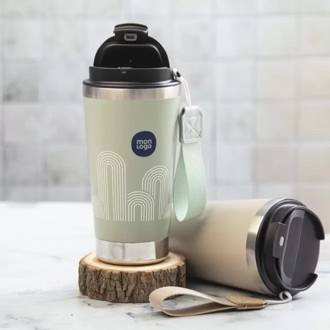 MUG ISOTHERME AVEC DRAGONNE 430ML 'PASTILO'