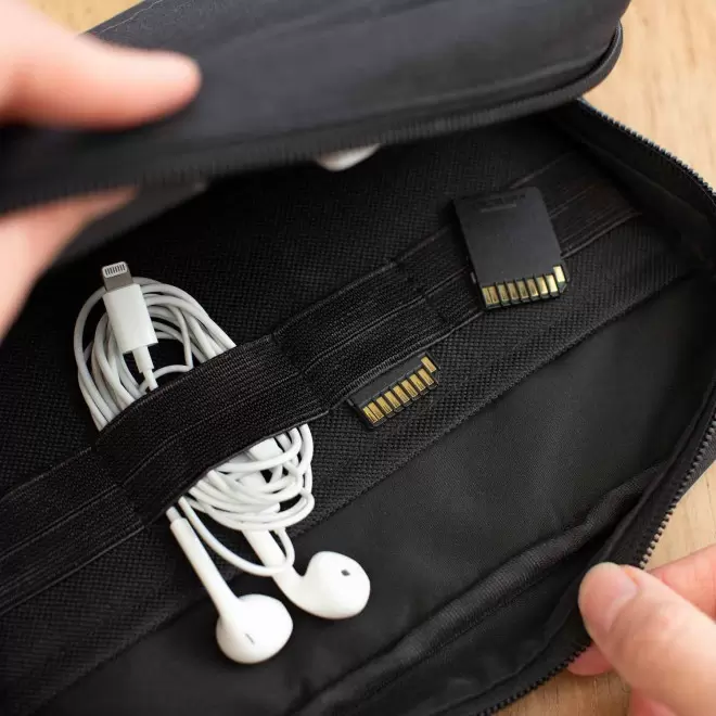 TROUSSE ORGANISATRICE PERSONNALISABLE RPET 'DARRAZ'