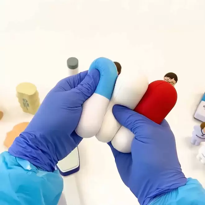 ANTISTRESS METIER PERSONNALISE 'STRESSKOOL PILULE'