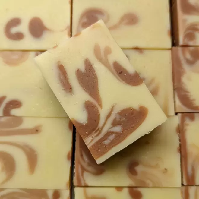 SAVON DOUX BIO 100G PERSONNALISE 'MOUSSING'