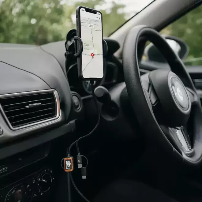 CÂBLE PERSONNALISABLE 3 EN 1 LOGO LUMINEUX 'KIPA CARPLAY'