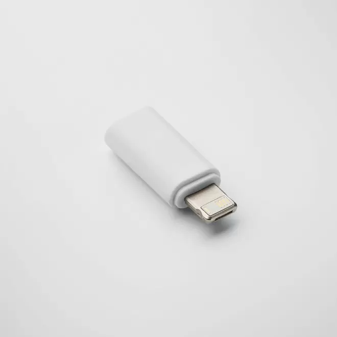 CABLE DE CHARGE AVEC BOITE PERSONNALISABLE 'CLIPCHA'