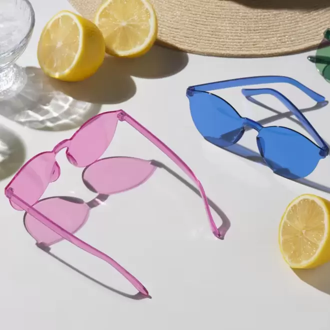 LUNETTE DE SOLEIL PERSONNALISEES UV 400 'FLEEK'