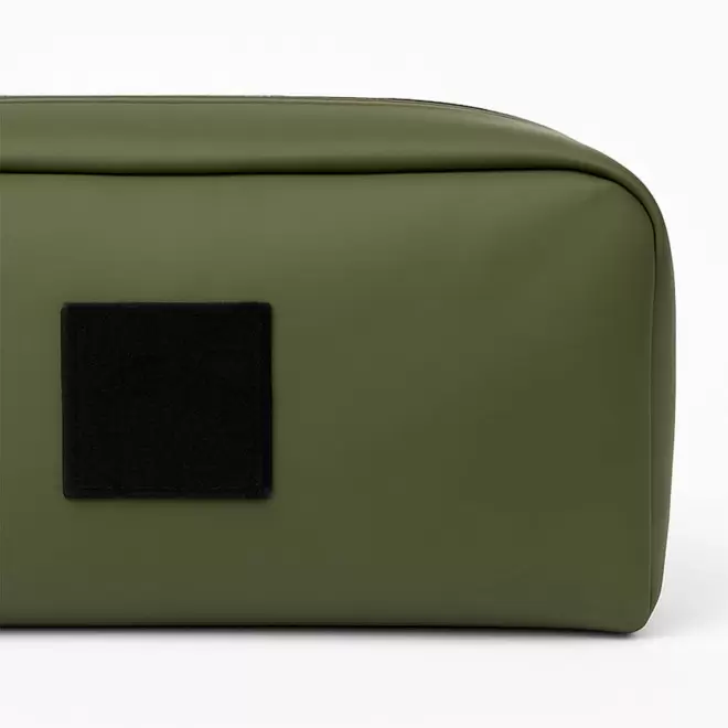 TROUSSE DE TOILETTE PERSONNALISABLE EN PU 'SIMON'