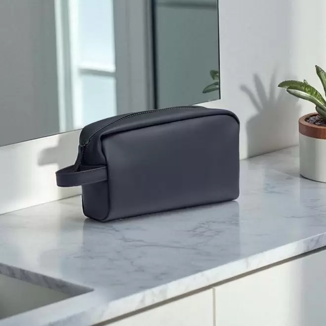 TROUSSE DE TOILETTE PERSONNALISABLE EN PU 'SIMON'