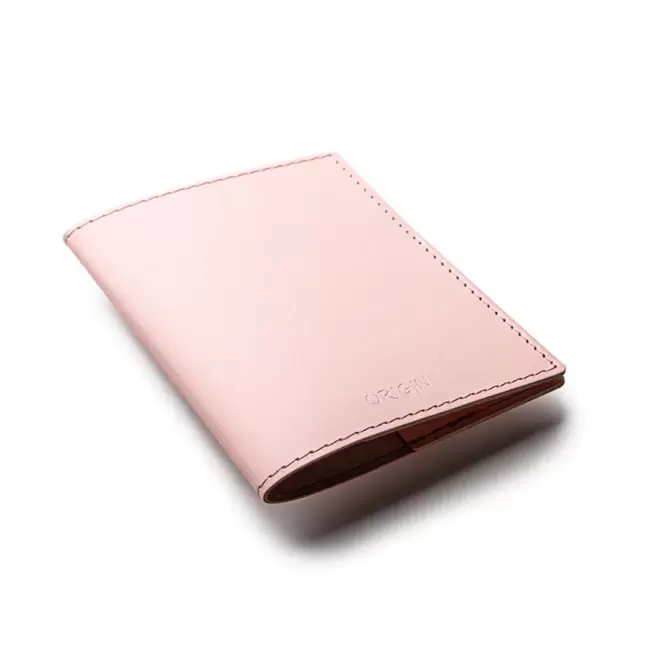 PORTE-PASSEPORT PUBLICITAIRE EN CUIR RECYCLE 'MARIA' - rose