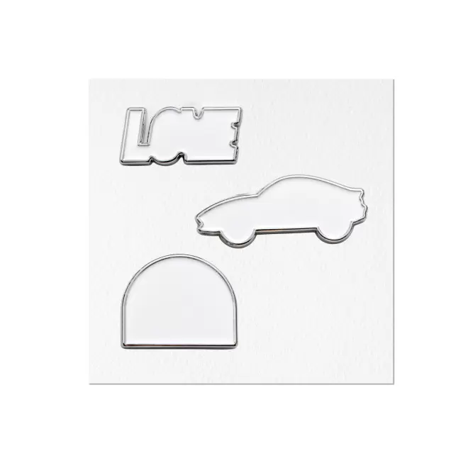 PLANCHE DE DE 3 PINS EMAILLE PERSONNALISEE 'CREAPINS' - à la forme