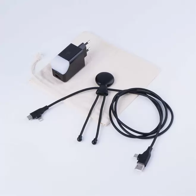 PACK PERSONNALISABLE PRISE ET CABLE 'MOBILITY' - noir