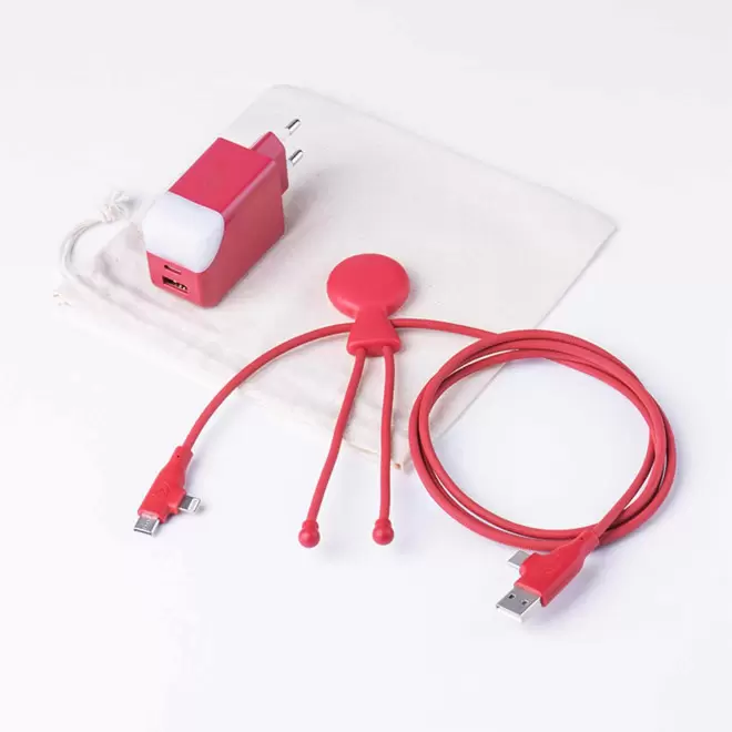 PACK PERSONNALISABLE PRISE ET CABLE 'MOBILITY' - rouge