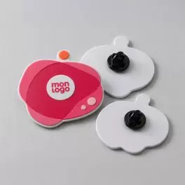 PINS EN PVC 2D PERSONNALISABLE 'JOSHU'