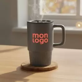MUG CERAMIQUE AVEC COUVERCLE 420ML PERSONNALISABLE 'VIAA' 