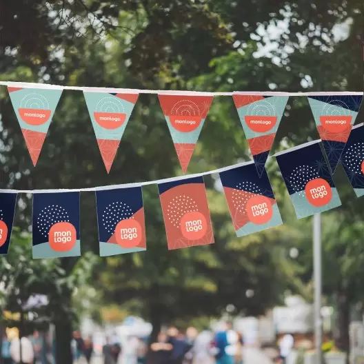 GUIRLANDE DE FANION PUBLICITAIRE 'FESTA'