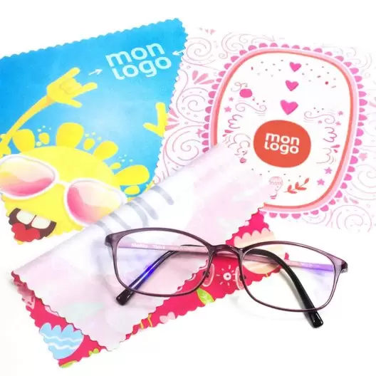 LINGETTE MICROFIBRE PUBLICITAIRE 'EPOUSTIF' QUADRICHROMIE 250GR/M2