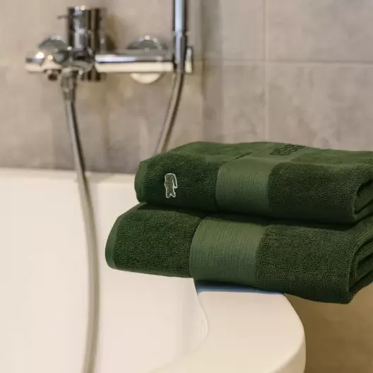 DRAP DE BAIN LACOSTE PERSONNALISABLE 'LE CROCO'