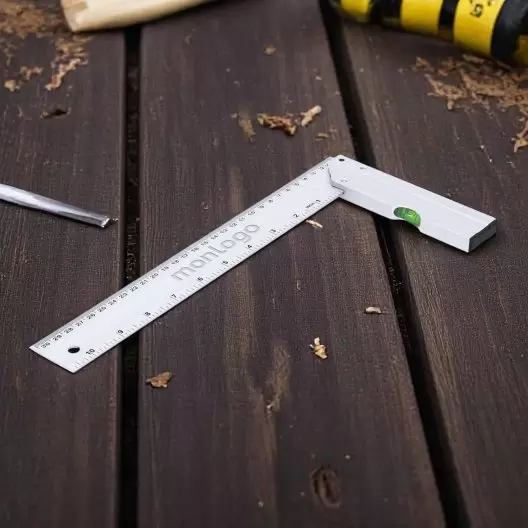 EQUERRE PERSONNALISABLE 'VINKEL'