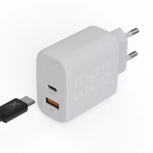 PRISE SECTEUR PERSONNALISABLE XTORM® 67 W 'XEC'