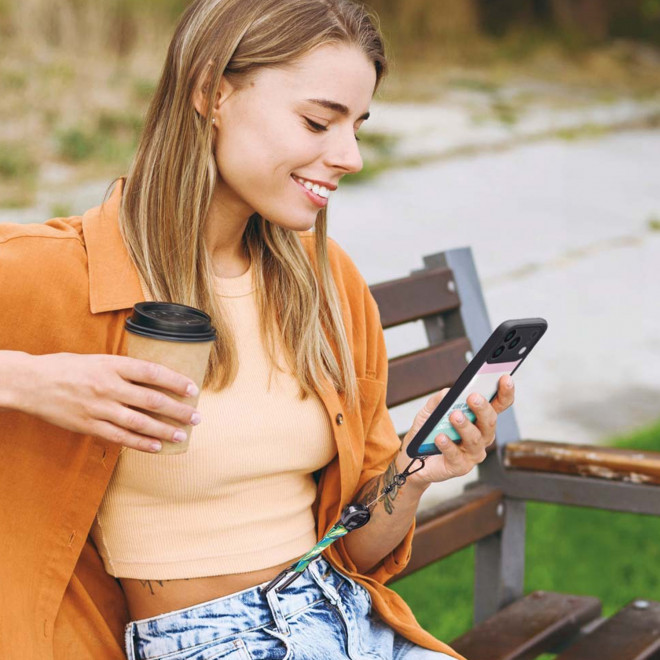 PORTE BADGE TELEPHONE DEROULEUR PERSONNALISE 'BALADOS'