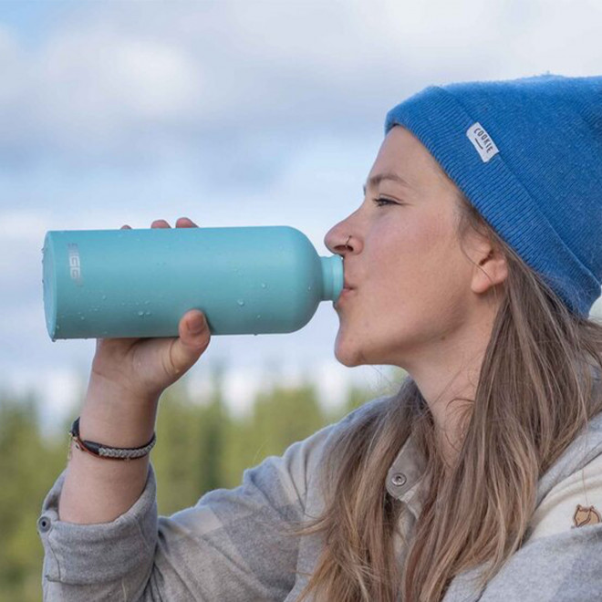 GOURDE EN ALUMINIUM SIGG 1L PERSONNALISABLE 'TRAVELLER'