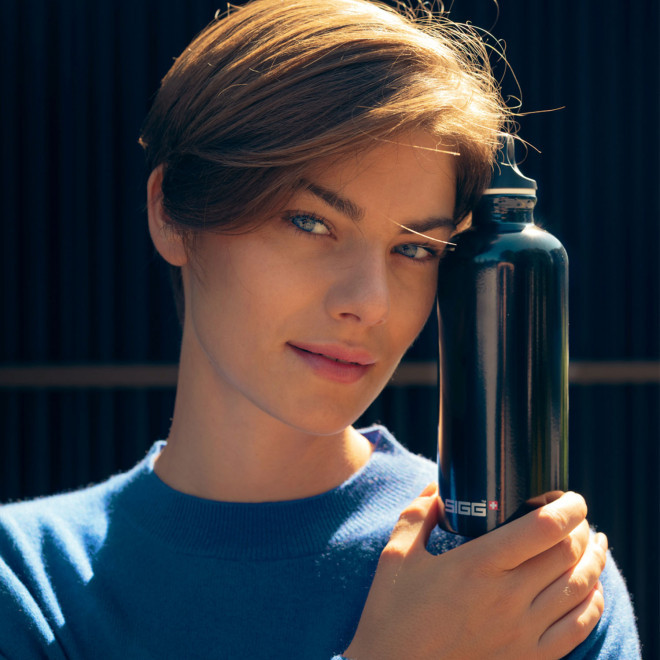 GOURDE EN ALUMINIUM SIGG 600ML PERSONNALISEE 'TRAVELLER'