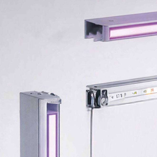 TOTEM PERSONNALISABLE LUMINEUX 'LUMIFRAME COLOR'