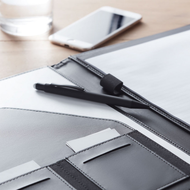 CONFÉRENCIER PERSONNALISÉ A4 EN RPET 'VAKTA'