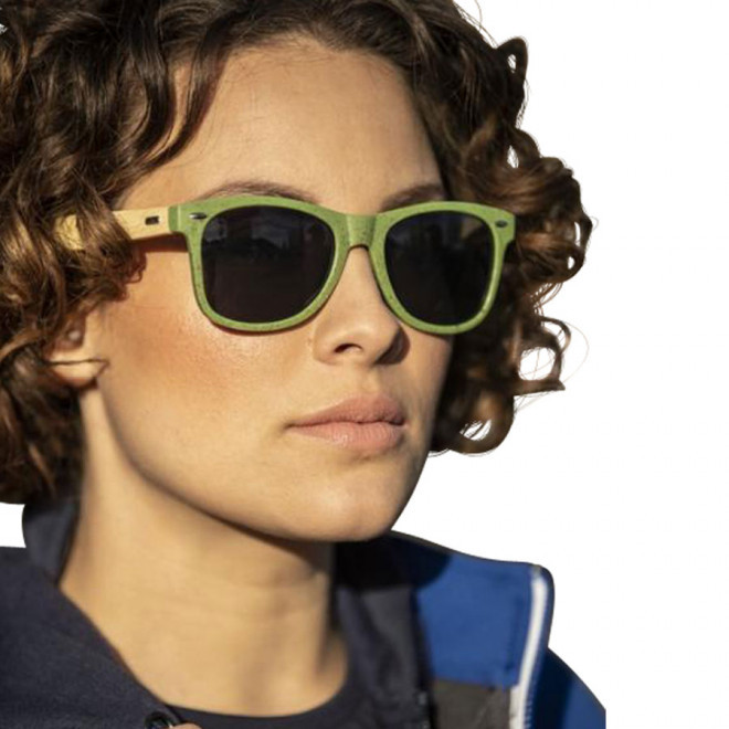 LUNETTES DE SOLEIL PERSONNALISÉES EN BAMBOU 'ELLI'