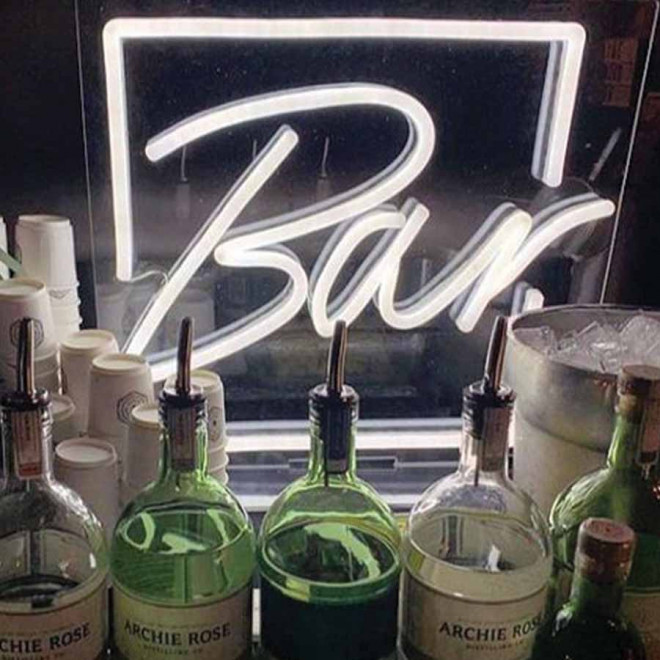 ENSEIGNE LUMINEUSE NÉON 'ROMMEY'