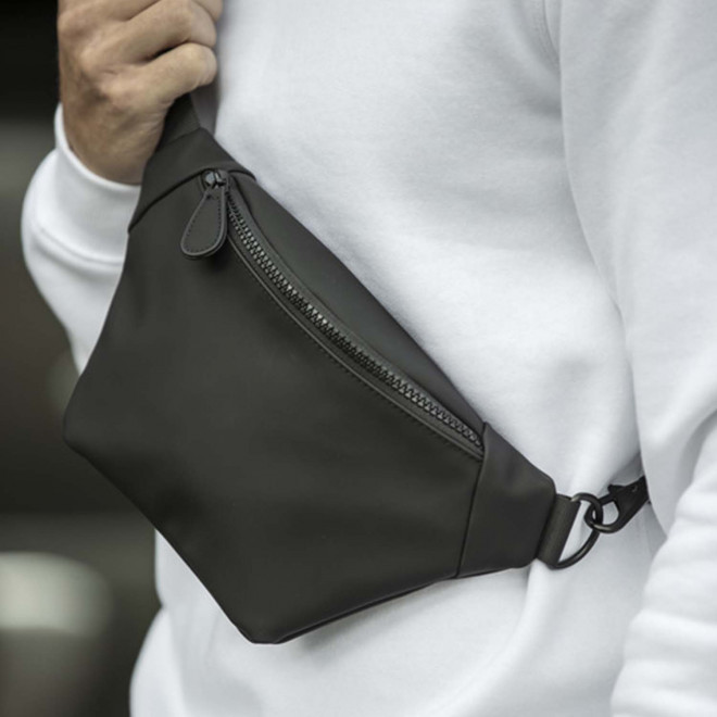 SAC BANANE PERSONNALISABLE EN PU RECYCLE 'TURNY'