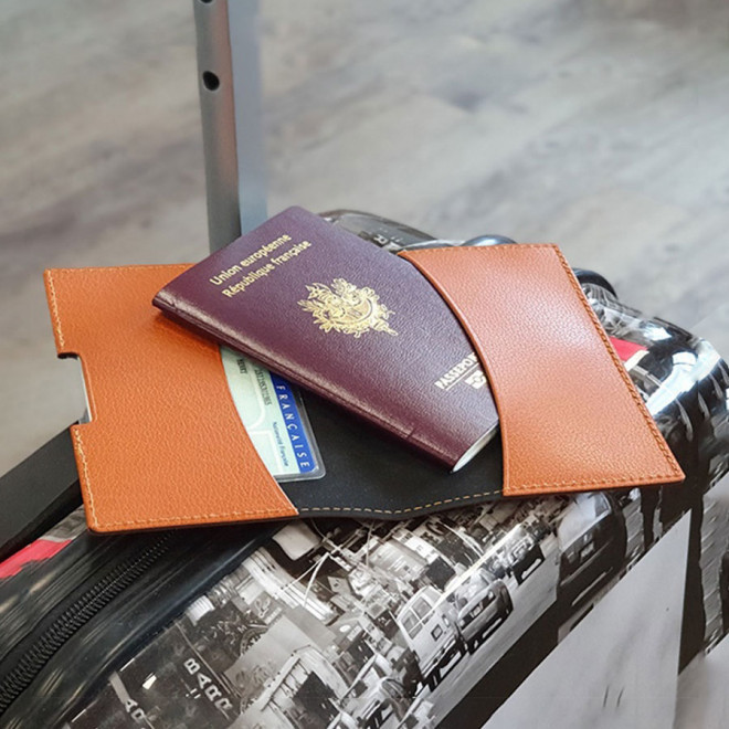 PORTE DOCUMENT PERSONNALISÉ AKASHI® 'POFI'