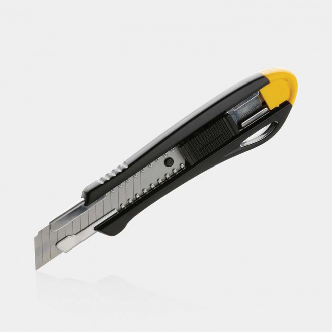 CUTTER PERSONNALISABLE PLASTIQUE RCS 'TARAMI'