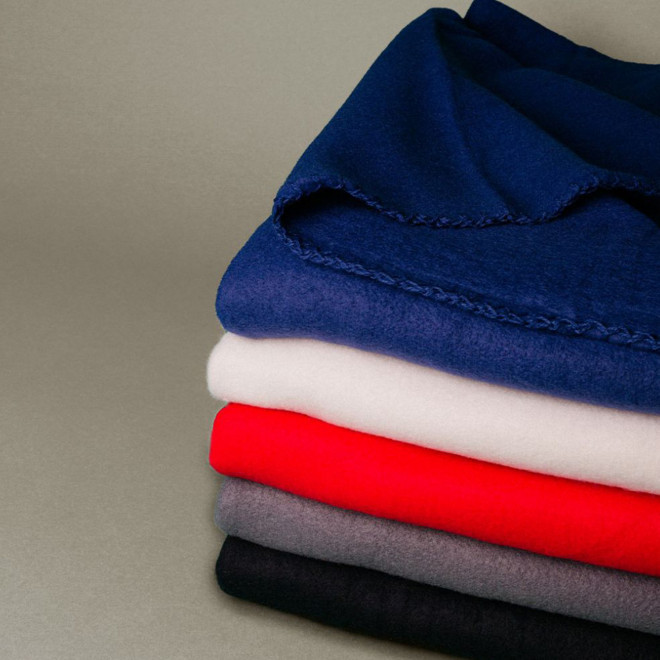 PLAID POLAIRE PERSONNALISABLE 'POMYA' 150GR/M2 