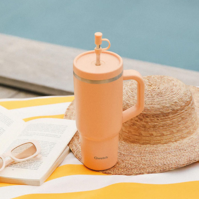 MUG AVEC POIGNEE QWETCH PERSONNALISABLE 'TRAVEL CUP'