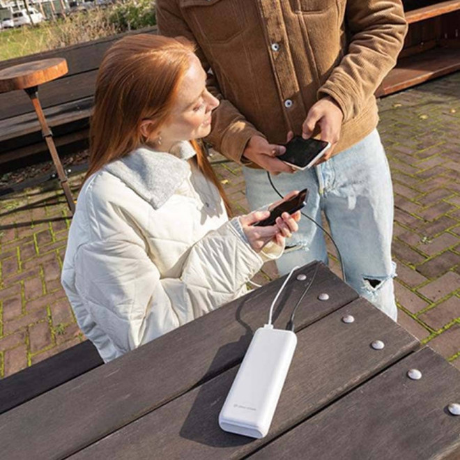 BATTERIE DE SECOURS PERSONNALISÉE URBAN VITAMIN® 'GRELI'