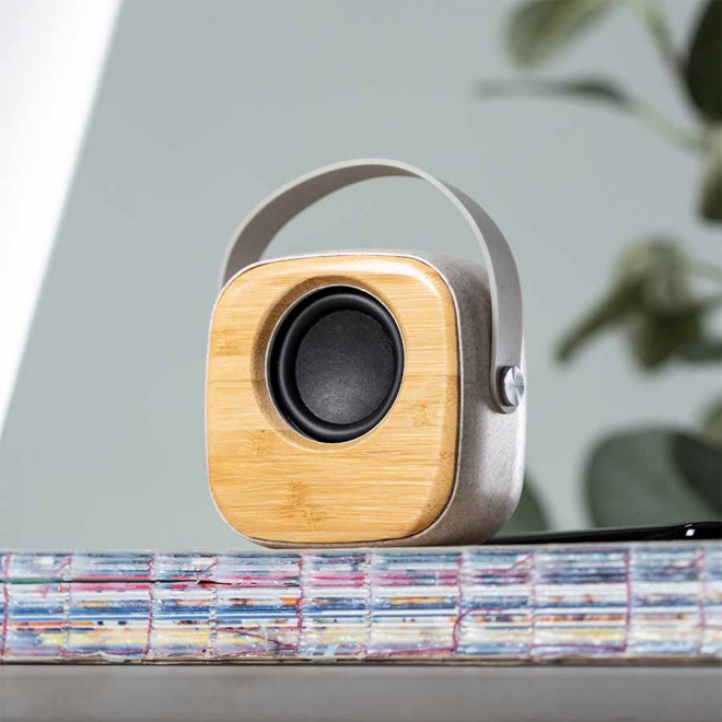 ENCEINTE PORTATIVE PERSONNALISABLE BAMBOU 3W 'PIRKO'