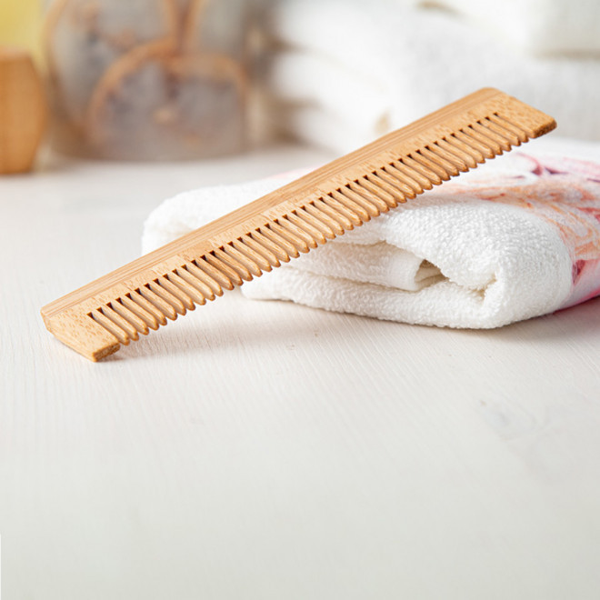 PEIGNE PERSONNALISE EN BAMBOU 'PEICHAN'