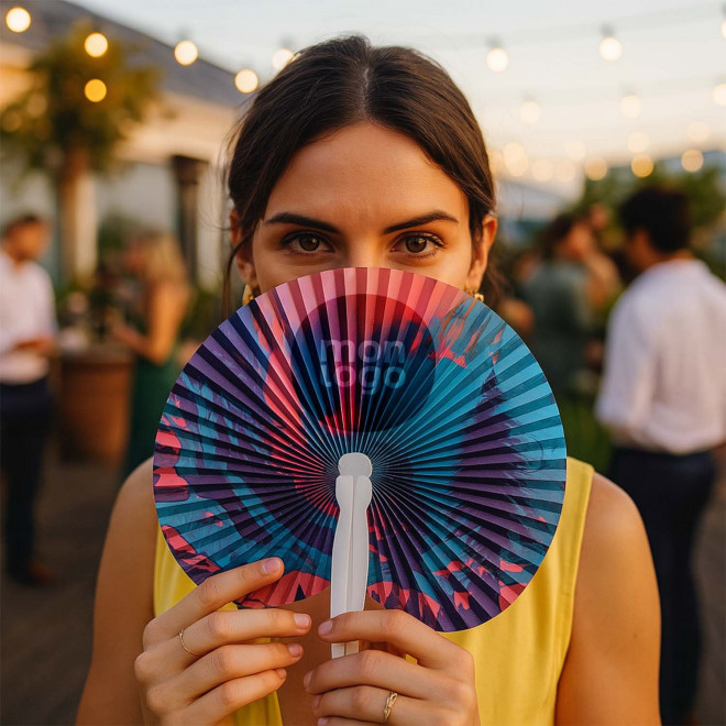 EVENTAIL EN PLASTIQUE PERSONNALISABLE 'BREEZE QUADRI'